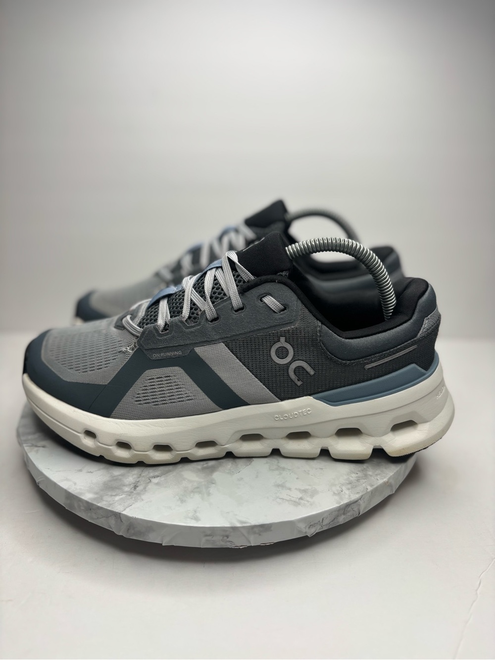 Size 8- On Cloudrunner 2 Alloy/Chambray Men’s Running shoes